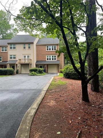 2101 Cobble Lane, Atlanta, GA 30338