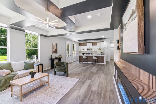 215 Mars St, Petersburg, VA 23803