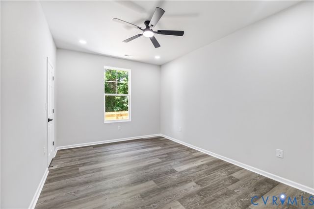 215 Mars St, Petersburg, VA 23803