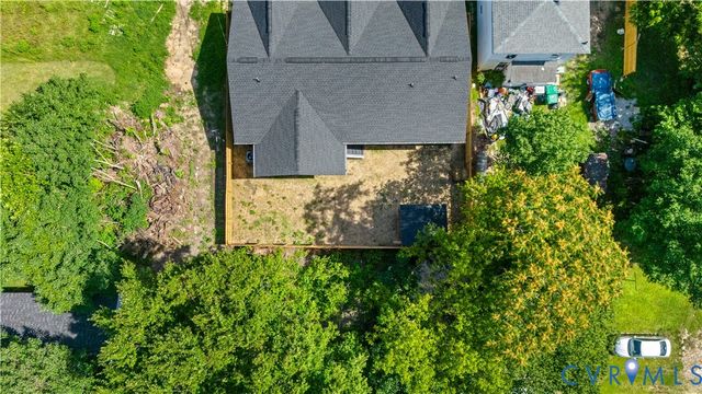215 Mars St, Petersburg, VA 23803