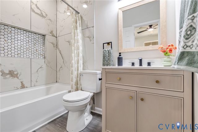 215 Mars St, Petersburg, VA 23803