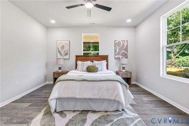 215 Mars St, Petersburg, VA 23803