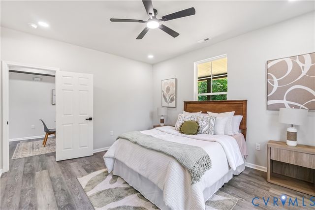 215 Mars St, Petersburg, VA 23803