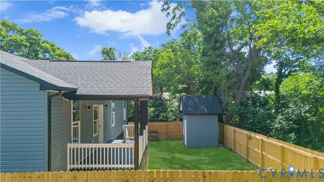215 Mars St, Petersburg, VA 23803