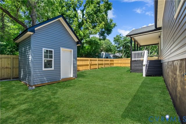 215 Mars St, Petersburg, VA 23803