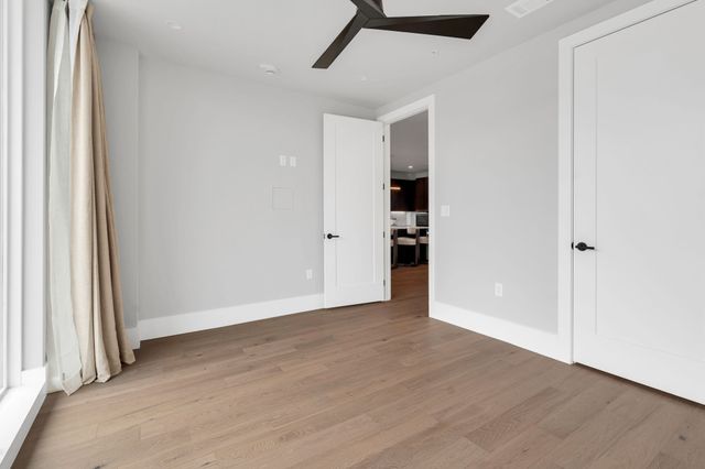 321 31st Ave N Apt 103, Nashville, TN 37203