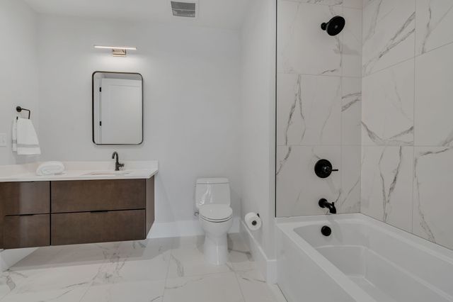 321 31st Ave N Apt 103, Nashville, TN 37203