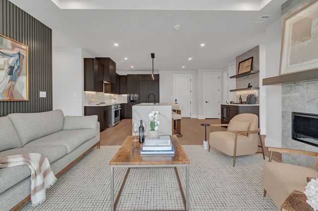 321 31st Ave N Apt 103, Nashville, TN 37203