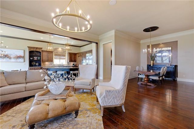 14105 Nicklaus Drive, Overland Park, KS 66223