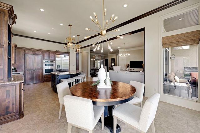 14105 Nicklaus Drive, Overland Park, KS 66223