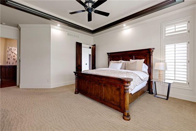 14105 Nicklaus Drive, Overland Park, KS 66223
