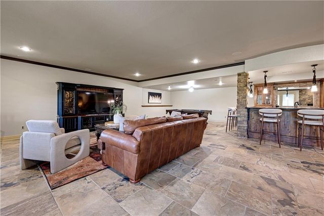 14105 Nicklaus Drive, Overland Park, KS 66223