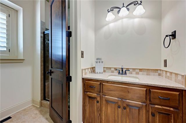 14105 Nicklaus Drive, Overland Park, KS 66223