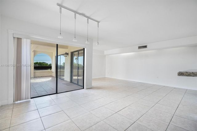 9040 SW 125th Avenue D408, Miami, FL 33186