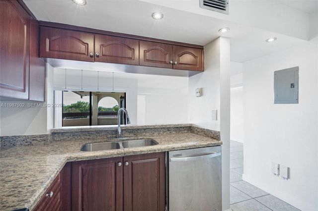 9040 SW 125th Avenue D408, Miami, FL 33186