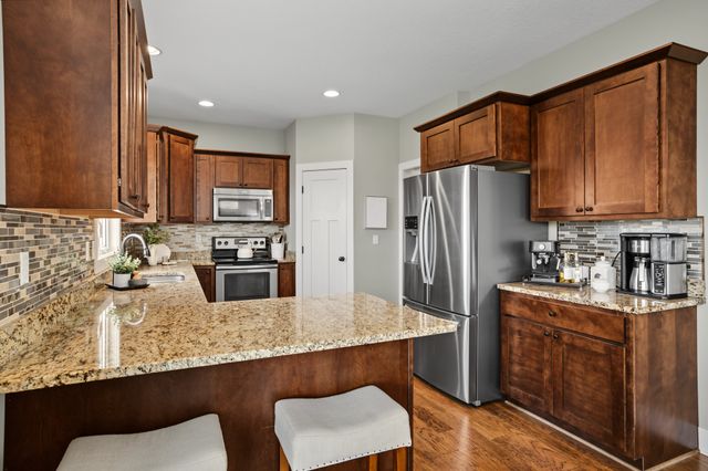 1206 NW Abbie Drive, Ankeny, IA 50023