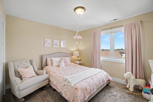 1206 NW Abbie Drive, Ankeny, IA 50023