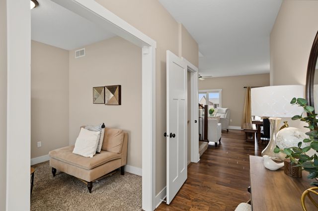 1206 NW Abbie Drive, Ankeny, IA 50023