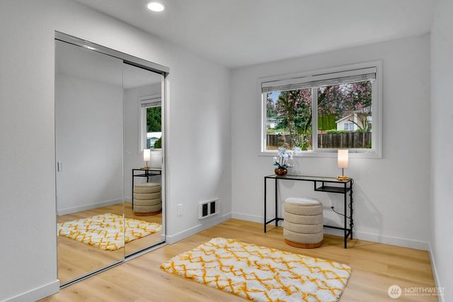 12419 NE 107th Place, Kirkland, WA 98033