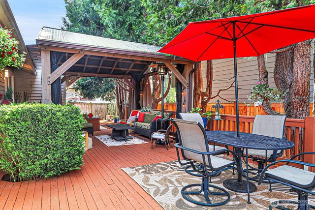 12419 NE 107th Place, Kirkland, WA 98033