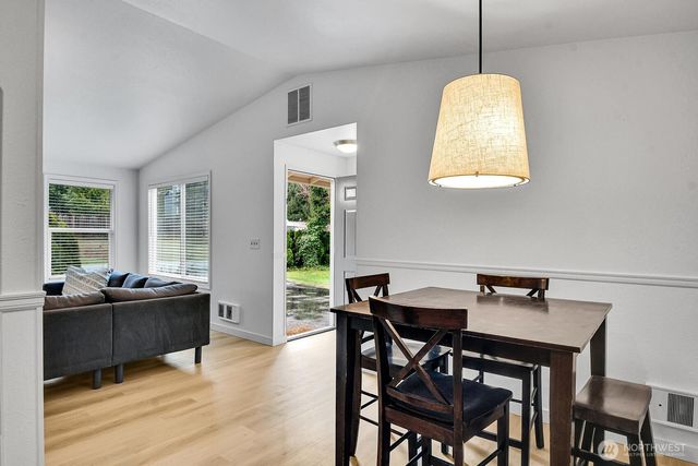 12419 NE 107th Place, Kirkland, WA 98033