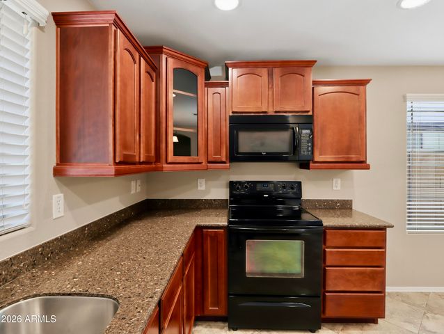 2472 E BOSTON Street, Gilbert, AZ 85295