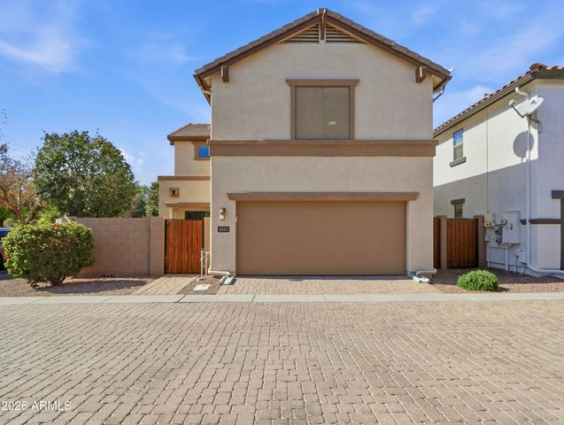 2472 E BOSTON Street, Gilbert, AZ 85295