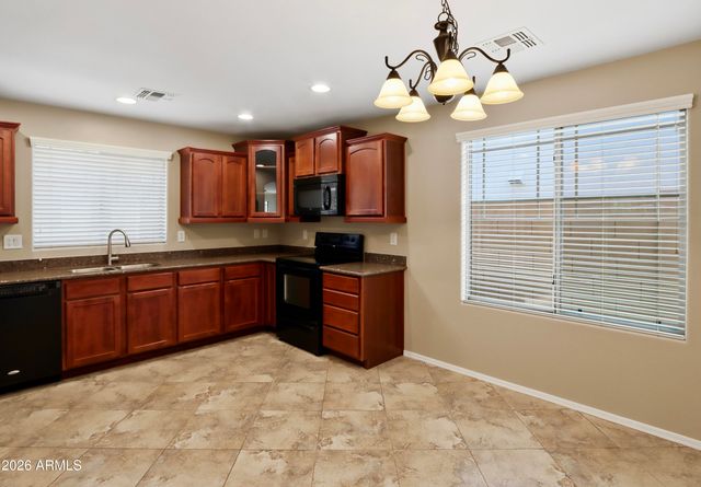 2472 E BOSTON Street, Gilbert, AZ 85295