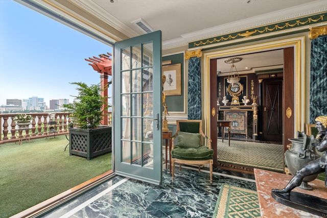 316 Beacon St Penthouse, Boston, MA 02116