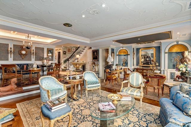 316 Beacon St Penthouse, Boston, MA 02116
