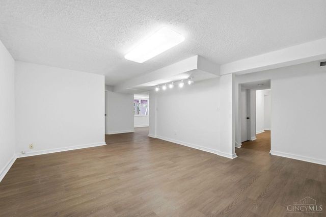 3843 Blackwood Court, Blue Ash, OH 45236