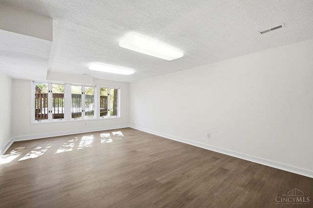 3843 Blackwood Court, Blue Ash, OH 45236