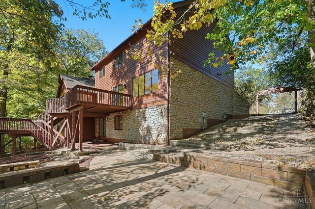 3843 Blackwood Court, Blue Ash, OH 45236