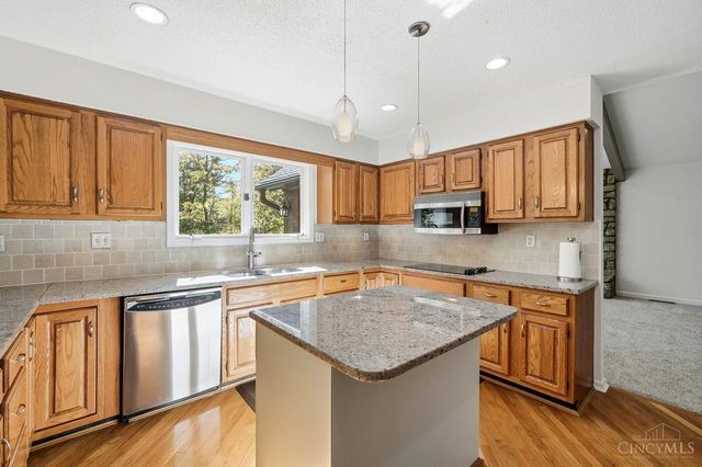 3843 Blackwood Court, Blue Ash, OH 45236