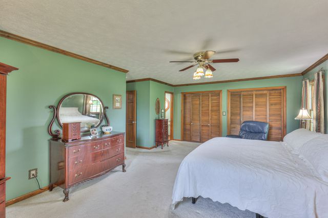 117 Brights Ln, Gallatin, TN 37066