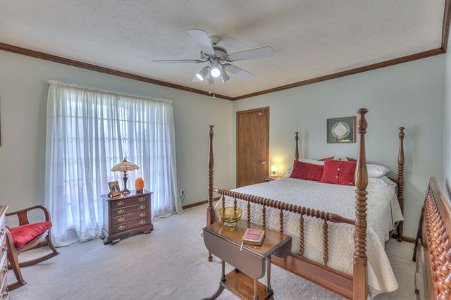 117 Brights Ln, Gallatin, TN 37066
