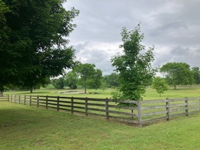 117 Brights Ln, Gallatin, TN 37066