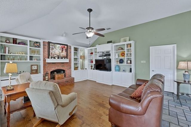 504 Anthony Drive, Euless, TX 76039