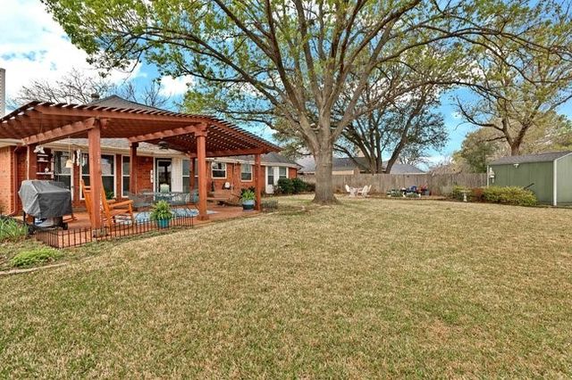 504 Anthony Drive, Euless, TX 76039