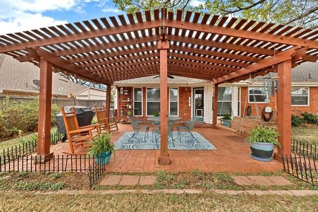 504 Anthony Drive, Euless, TX 76039