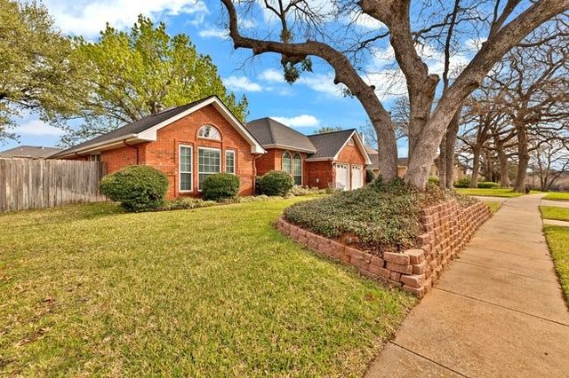 504 Anthony Drive, Euless, TX 76039