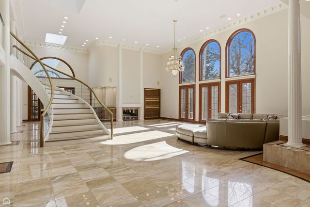 260 Beech Street, Highland Park, IL 60035