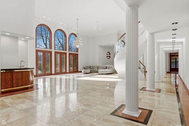 260 Beech Street, Highland Park, IL 60035