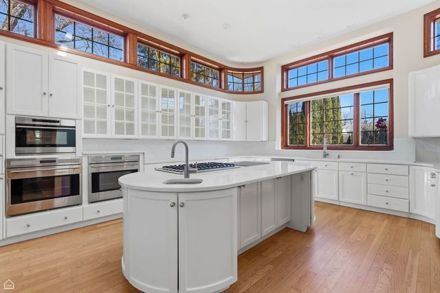 260 Beech Street, Highland Park, IL 60035