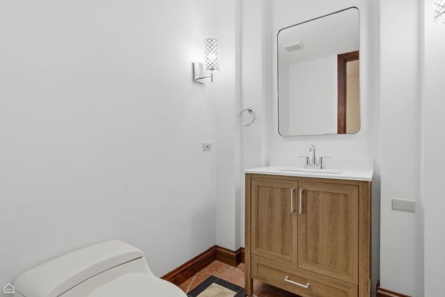 260 Beech Street, Highland Park, IL 60035