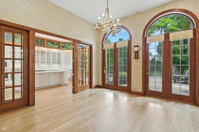 260 Beech Street, Highland Park, IL 60035