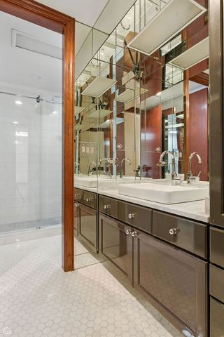 260 Beech Street, Highland Park, IL 60035