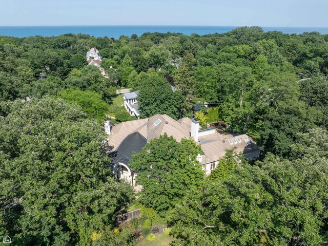 260 Beech Street, Highland Park, IL 60035