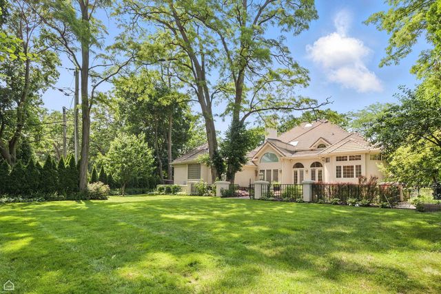 260 Beech Street, Highland Park, IL 60035