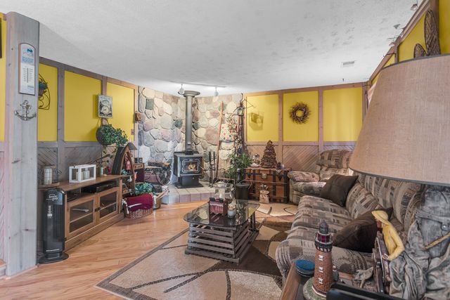7596 Wadding Drive, Cambridge Twp, MI 49265
